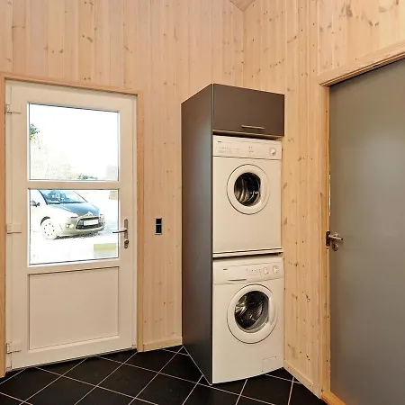 度假居 Four-bedroom Holiday In 5 Oksbøl
