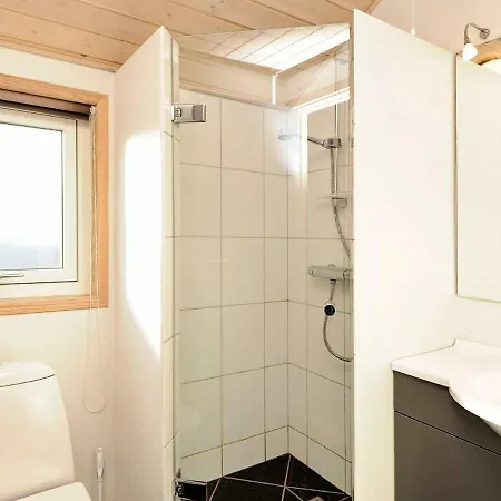 Four-bedroom Holiday In 5 度假居 *